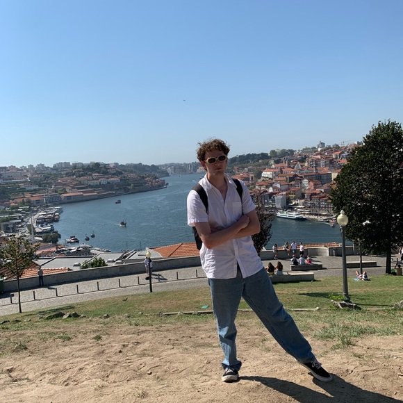 Meet your Posher, Jared - Picture 1 of 1